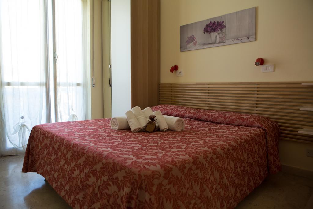 Hotel Capri Pietra Ligure Eksteriør billede