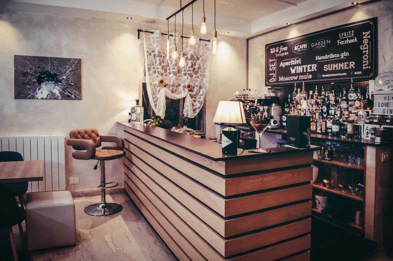 Hotel Capri Pietra Ligure Eksteriør billede